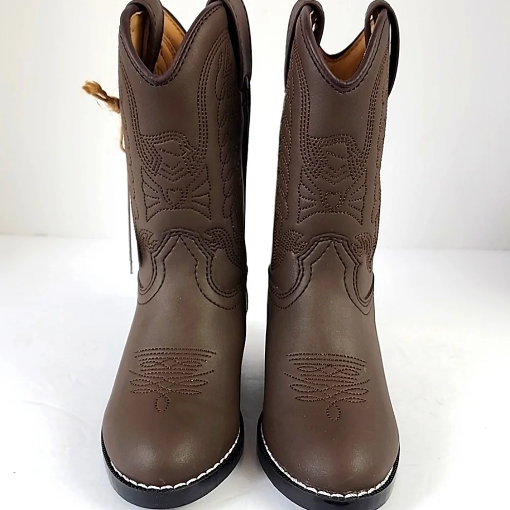 NWT Durango Boy's Brown Cowboy Boots, size 10D